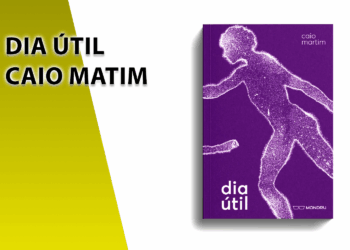 Capa do livro "Dia Útil" de Caio Martim em destaque sobre fundo branco. À esquerda, uma faixa amarela inclinada com o texto "DIA ÚTIL CAIO MARTIM".