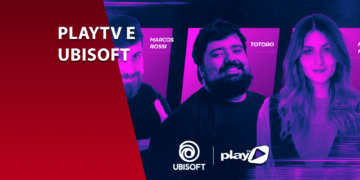 Banner promocional da parceria entre PlayTV e Ubisoft. A imagem apresenta três apresentadores em tons de roxo e rosa, incluindo Totoro e Marcos Rossi. No rodapé, os logotipos da Ubisoft e PlayTV aparecem lado a lado sobre um fundo vermelho e escuro.