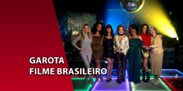 Sete atrizes sorridentes posando juntas em uma pista de dança iluminada de discoteca, sob um globo espelhado. À esquerda, uma faixa vermelha inclinada com o texto "GAROTA FILME BRASILEIRO".